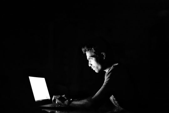 A picture of a dodgy looking man online